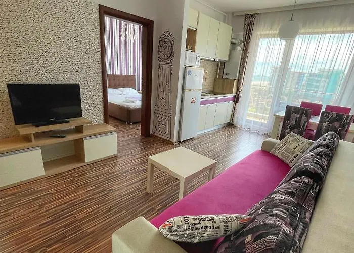 Sunset Sea View Apartament * Mamaia