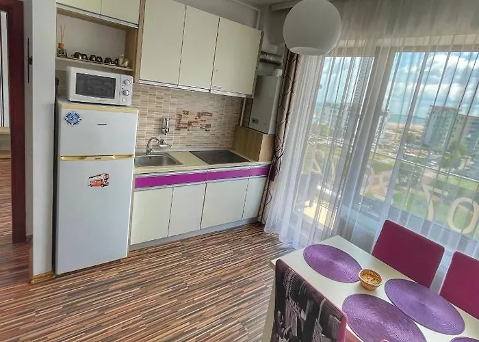 Sunset Sea View Apartament * Mamaia